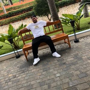 Meet your Posher, Drake